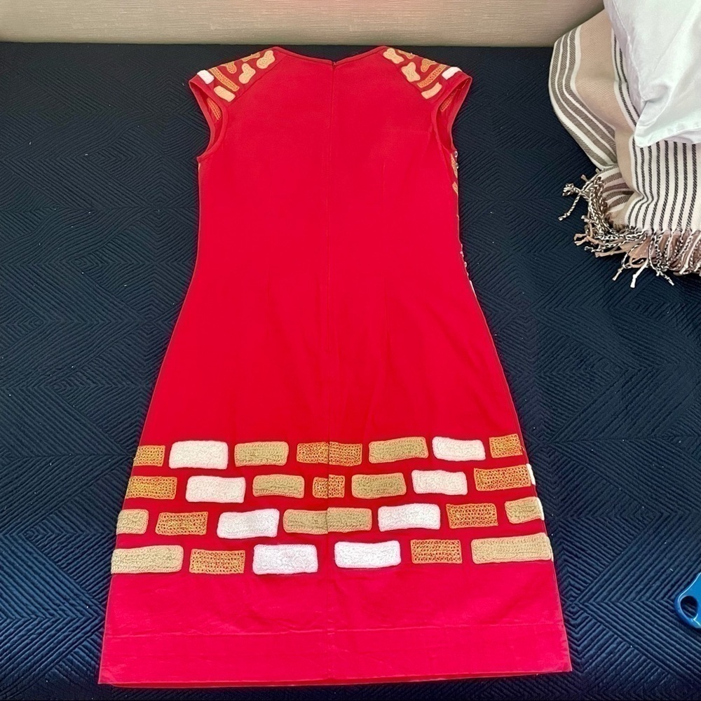ALMATRICHI European fully embroidered red sleeveless sheath dress from Spain, 6﻿ - Picture 10 of 13